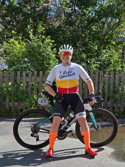 Participant on his bike